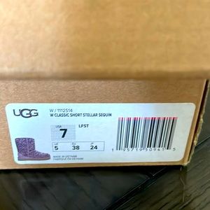 UGG Women’s Classic Short Stellar Sequin